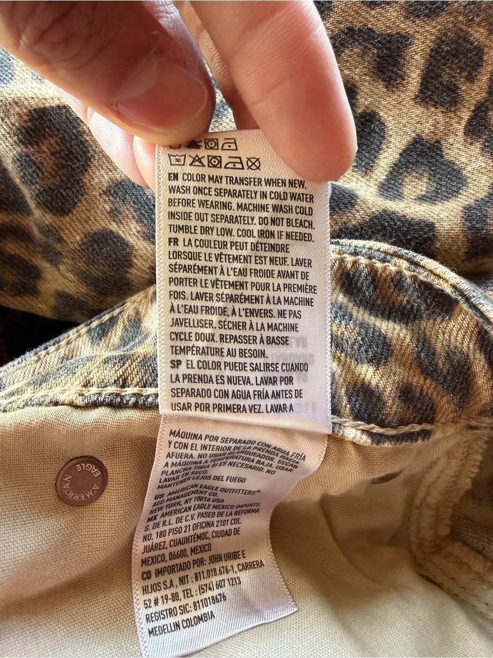 American Eagle Stretch Leopard Low-Rise Baggy Wide-Leg Pants - Picture 13 of 16